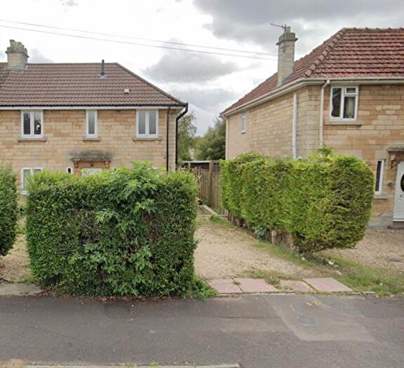 4 Bedroom House To Rent In Roundhill Grove, Bath, BA2