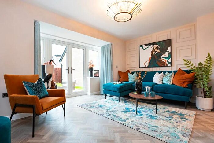 3 Bedroom Semi Detached House For Sale In The Spinner, Hempstead, Gloucester, GL2