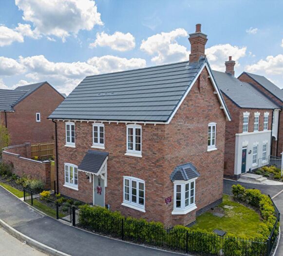 3 Bedroom Detached House For Sale In Blackbird Road, Fleckney, Leicestershire, LE8
