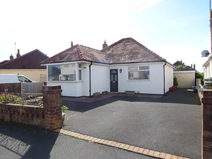 2 Bedroom Detached Bungalow For Sale In North Square, Thornton-Cleveleys, Lancashire, FY5