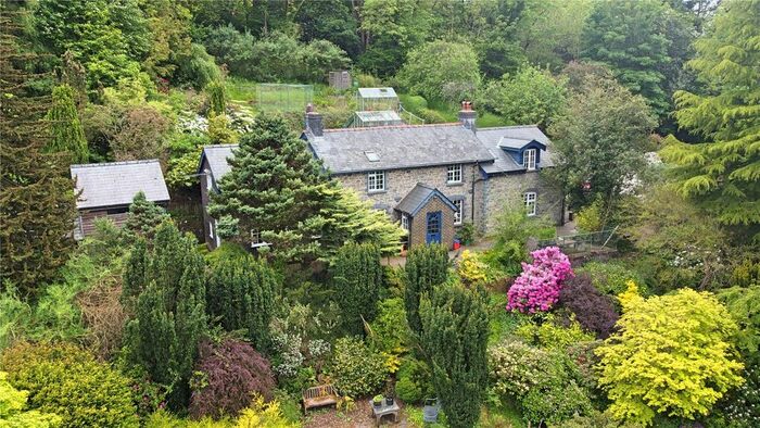 3 Bedroom Cottage For Sale In The Gate, Llandinam, Powys, SY17