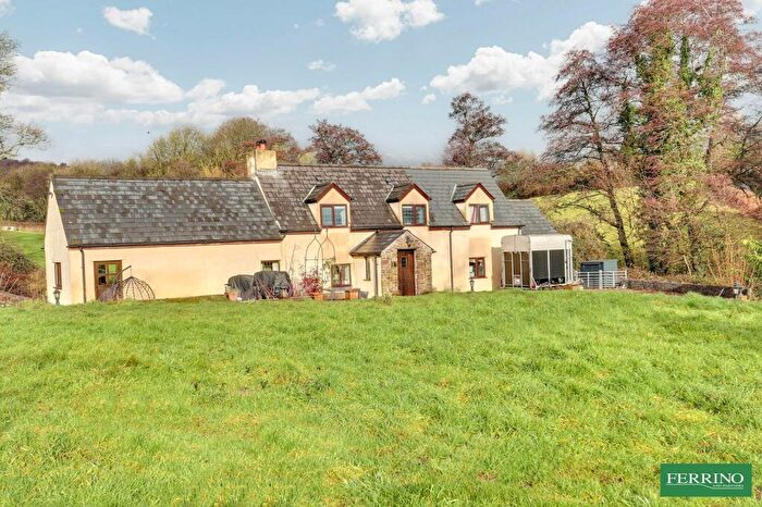 4 Bedroom Detached House For Sale In Lensbrook, Lydney, Gloucestershire., GL15