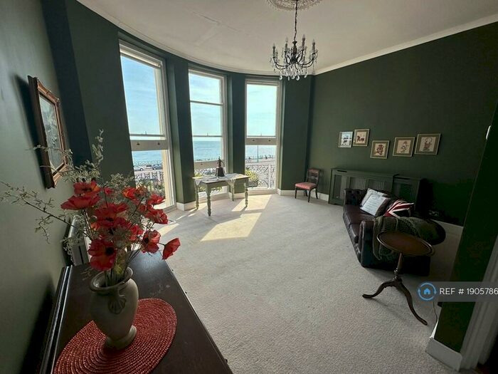 2 Bedroom Flat To Rent In Marine Parade, Brighton, BN2