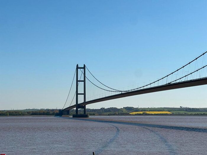 3 Bedroom Town House For Sale In Cliff Road, Hessle, HU13