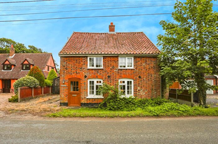 2 Bedroom Detached House For Sale In Long Green, Bedfield, Woodbridge, IP13