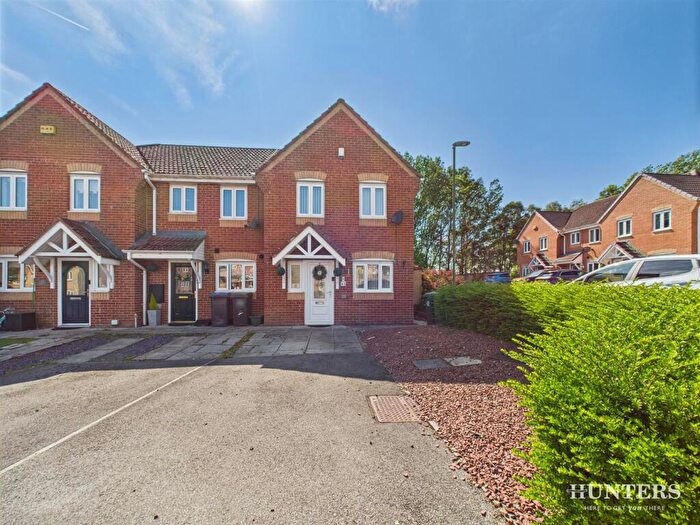3 Bedroom End Of Terrace House For Sale In Langdon Close, Consett, DH8