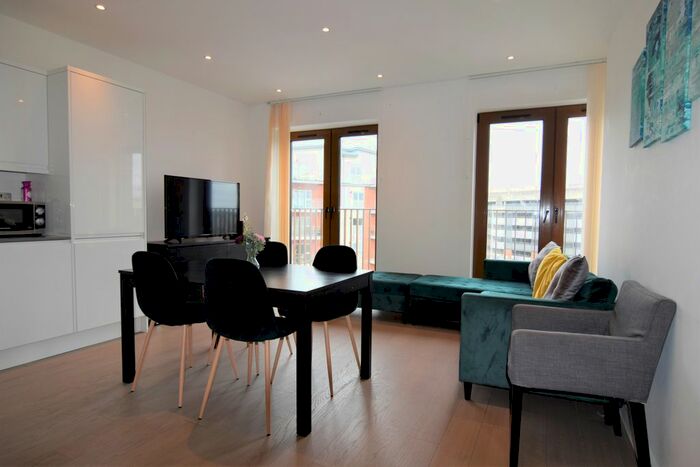 2 Bedroom Flat To Rent In , Grosvenor Road, St Albans, Hertfordshire, AL1