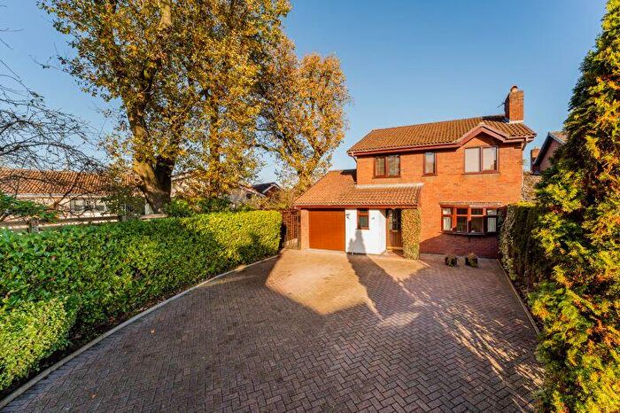 4 Bedroom Detached House For Sale In Ashgate Lane, Wincham, CW9