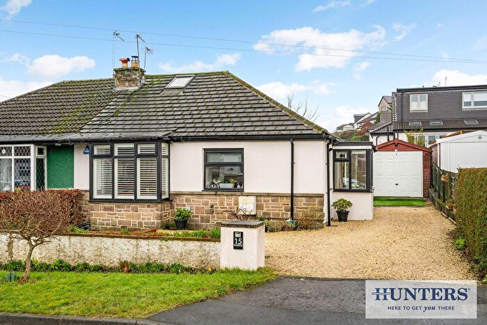 2 Bedroom Semi Detached Bungalow For Sale In Hawkstone Avenue, Guiseley, Leeds, LS20