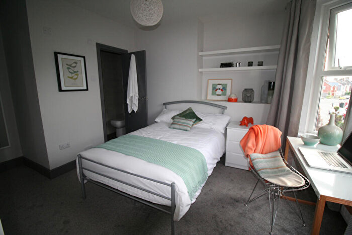 1 Bedroom Terraced House To Rent In Garland Road, Poole, BH15