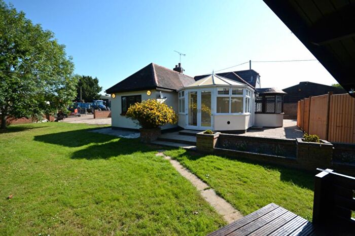 4 Bedroom Detached House To Rent In Waterworks Lane, Fobbing, SS17