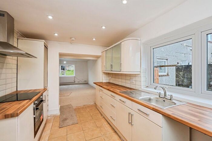 3 Bedroom Terraced House For Sale In Gors Avenue, Townhill, Swansea, SA1