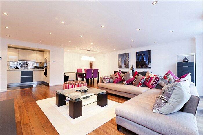 2 Bedroom Flat To Rent In Meridian Place, South Quay, E14