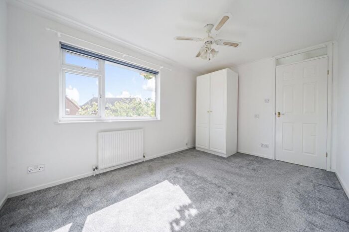 1 Bedroom Semi-Detached House To Rent In Peachcroft, Abingdon, OX14