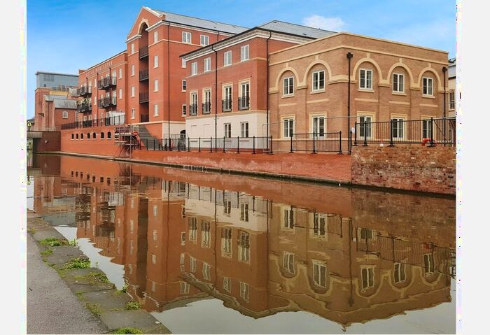 2 Bedroom Flat To Rent In Biscuit Kiln House, Princes Drive, Worcester, Worcestershire, WR1