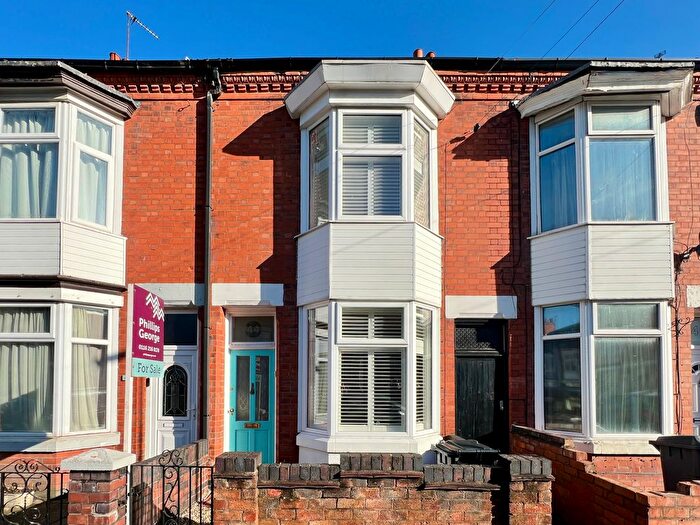 2 Bedroom Terraced House For Sale In Hopefield Road, Leicester, LE3