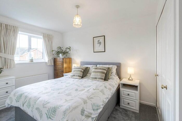 5 Bedroom Detached House For Sale In Muddiford Lane, Furzton, MK4 - Photo 12