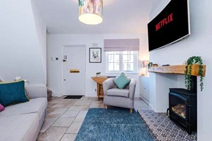 2 Bedroom Terraced House To Rent In George Street, Chester, Cheshire, CH1