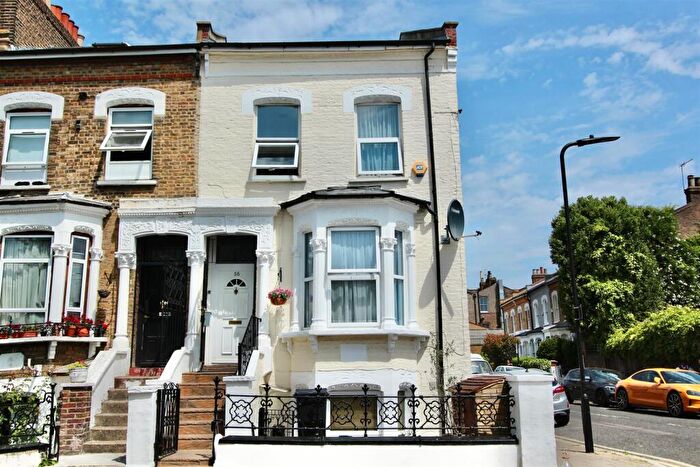 1 Bedroom House To Rent In Dumont Road, N16