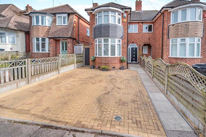 3 Bedroom House To Rent In Doversley Road, Birmingham, B14