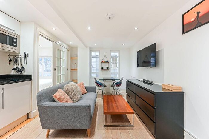 1 Bedroom Flat To Rent In Sloane Avenue, Chelsea, London, SW3