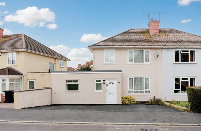 3 Bedroom Semi-Detached House For Sale In Lyppincourt Road, Brentry, BS10