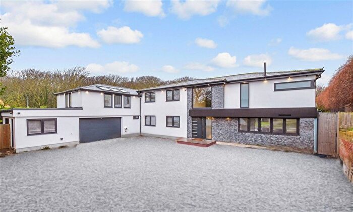 7 Bedroom Detached House For Sale In Holland Close, Broadstairs, Kent, CT10