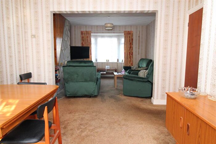 House For Sale In Grand Drive, Herne Bay, CT6