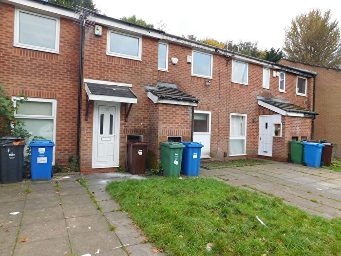 3 Bedroom Terraced House To Rent In Glendevon Place, Whitefield, Manchester, M45