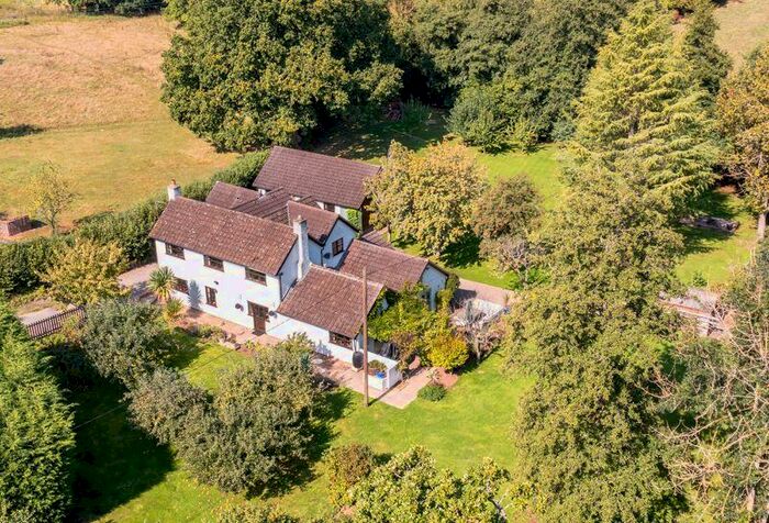 5 Bedroom Detached House For Sale In Ridgehill, HR2