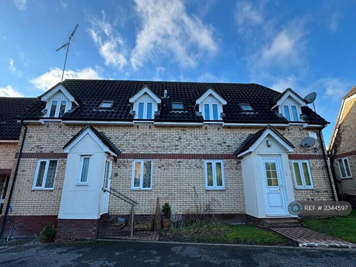 2 Bedroom Flat To Rent In Jacquard Way, Braintree, CM7