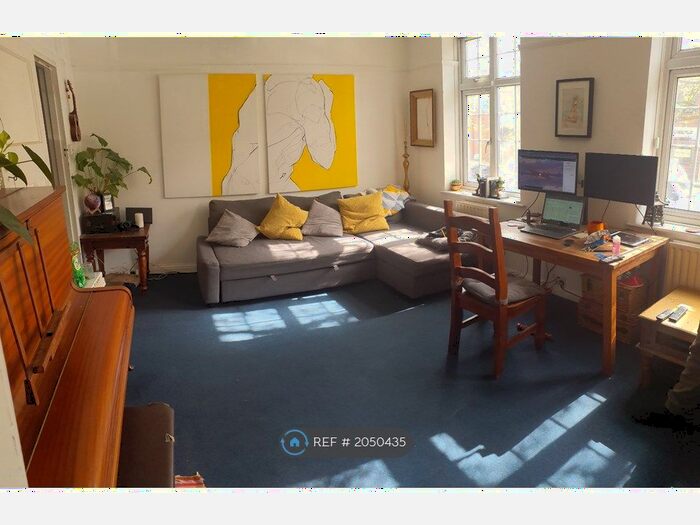 1 Bedroom Flat To Rent In Camberwell New Road, London, SE5