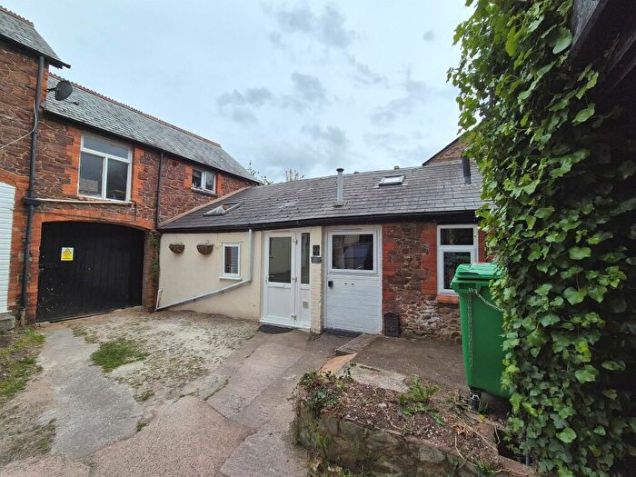 1 Bedroom Property For Sale In Park Street, Dunster, Minehead, TA24