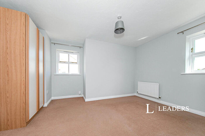 1 Bedroom End Of Terrace House To Rent In Derwent Road, Highwoods, CO4