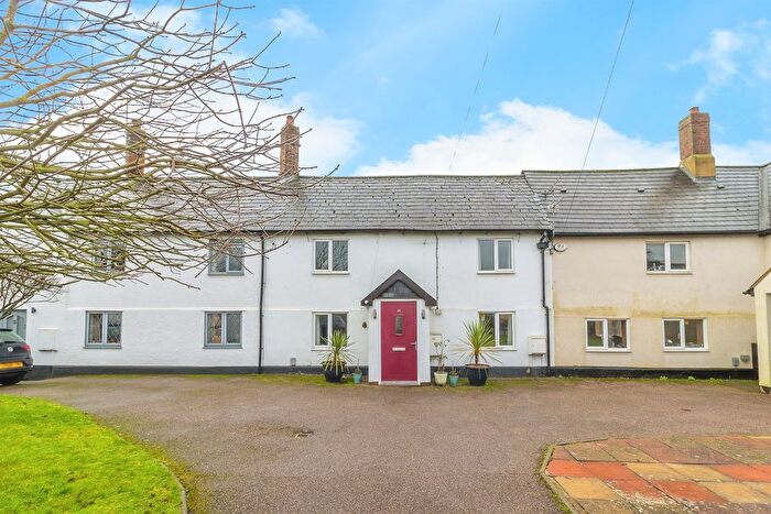 3 Bedroom Terraced House For Sale In Church Road, Westoning, Bedford, MK45