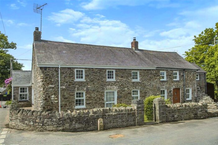 2 Bedroom Semi-Detached House For Sale In Oakford, Llanarth, SA47