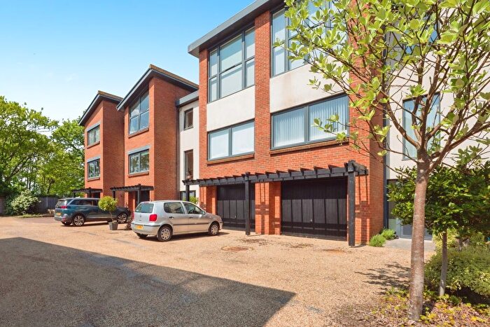 4 Bedroom Town House For Sale In Barrack Road, Weymouth, DT4