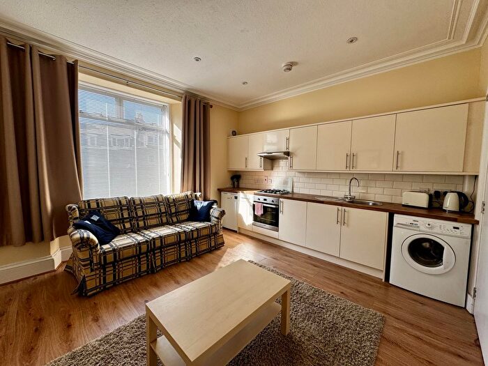 1 Bedroom Flat To Rent In Flat B, Menzies Road, Aberdeen, AB11