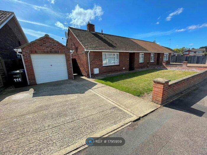 2 Bedroom Bungalow To Rent In Windsor Road, Newmarket, CB8