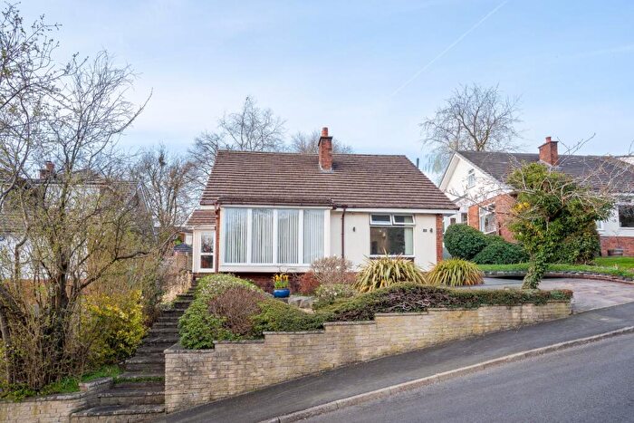 4 Bedroom Detached House For Sale In Warren Lea, Compstall, Stockport, Greater Manchester, SK6