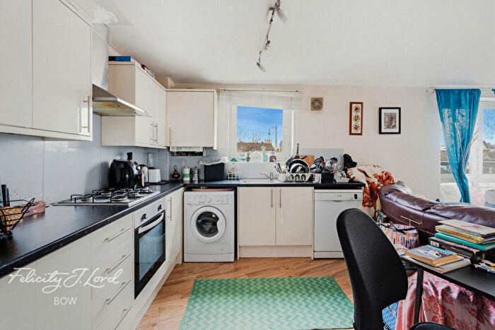 1 Bedroom Flat For Sale In Uamvar Street, London, E14