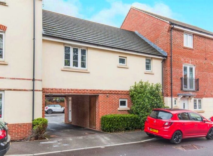 2 Bedroom Flat To Rent In Crestwood View, Boyatt Wood, Eastleigh, SO50