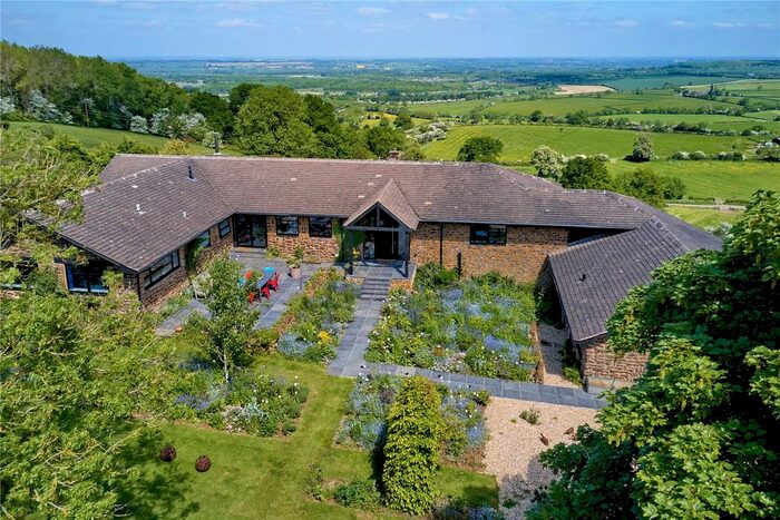 5 Bedroom Land For Sale In Nr Edge Hill, Banbury, Oxon/Warks Borders, OX17