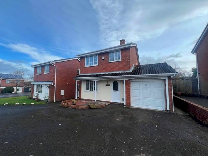 3 Bedroom Detached House To Rent In Portobello Close, The Rock, Telford, TF3