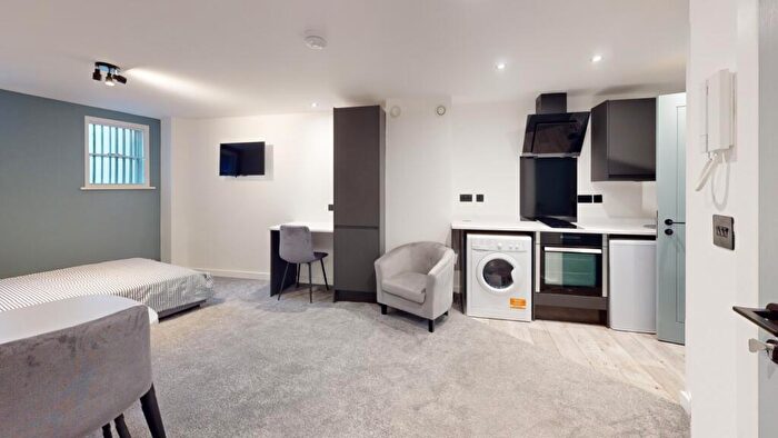 1 Bedroom Terraced House To Rent In Flat Low Pavement, Nottingham, Nottinghamshire, NG1