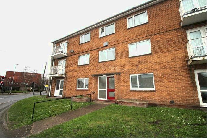 2 Bedroom Flat To Rent In Coppice Road, Arnold, Nottingham, NG5