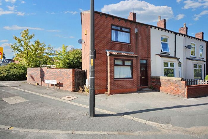 3 Bedroom Terraced House For Sale In Poolstock Lane, Wigan, WN3