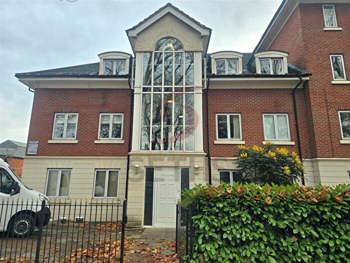 2 Bedroom Flat To Rent In Blackbird Road, Fosse, Leicester, LE4