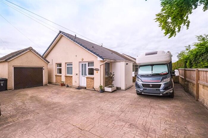 3 Bedroom House For Sale In Rydings Walk, Brighouse, HD6