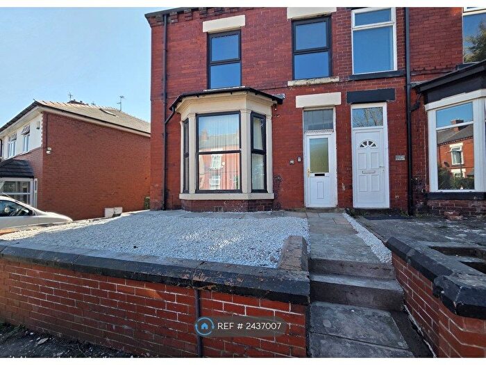 3 Bedroom Terraced House To Rent In Bar Lane, Bolton, BL1